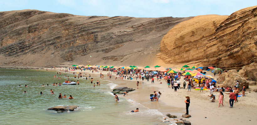 Conoce las playas en viajes a paracas por lima tour