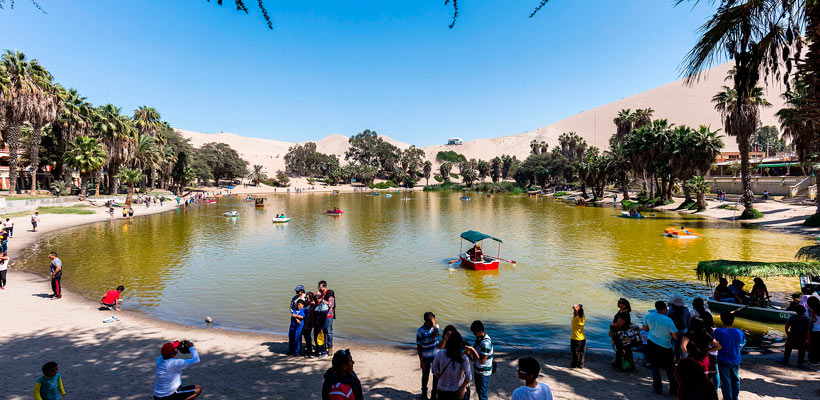 Conoce el Oasis de la Huacachina en sus viajes a paracas por lima tour