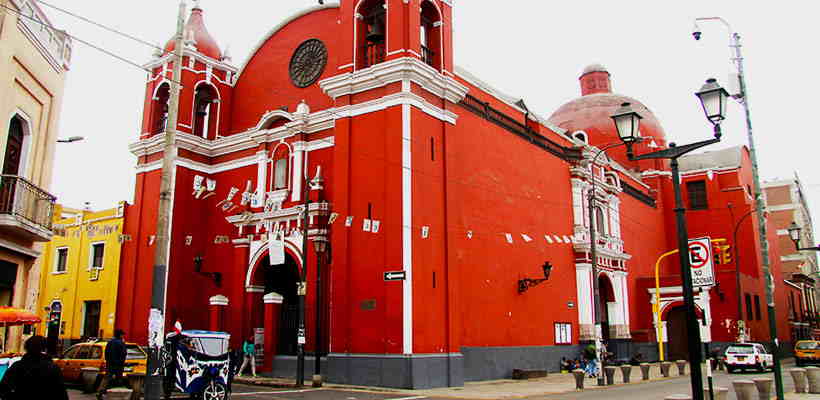 Tour a lima, conozca la Iglesia las nazarenas